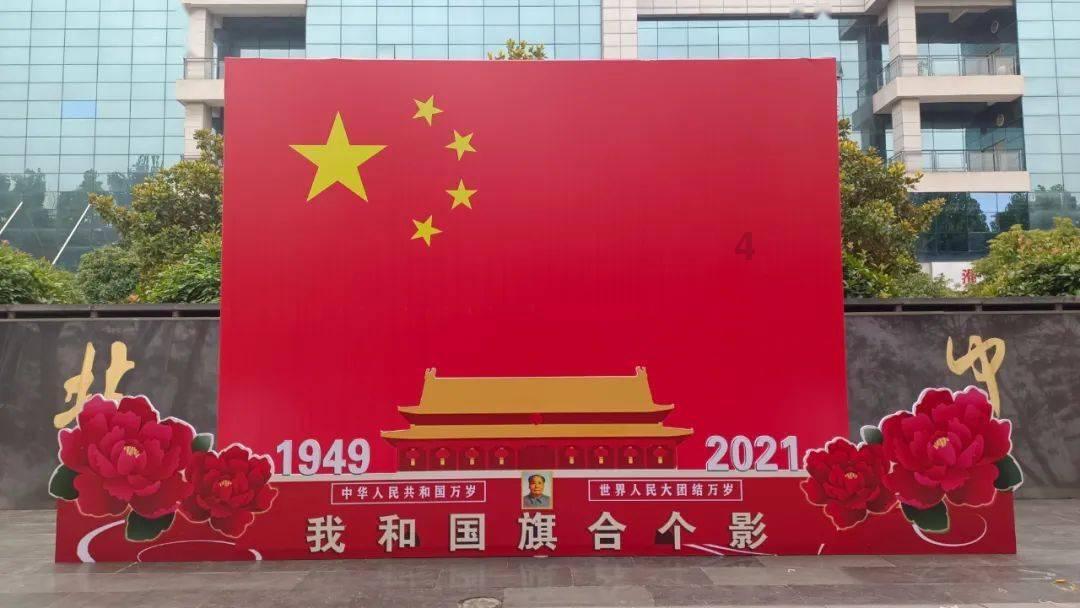 微信不想看她朋友圈怎么办游戏画面